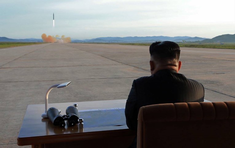 Sjeverna Koreja ispalila nekoliko neidentificiranih projektila